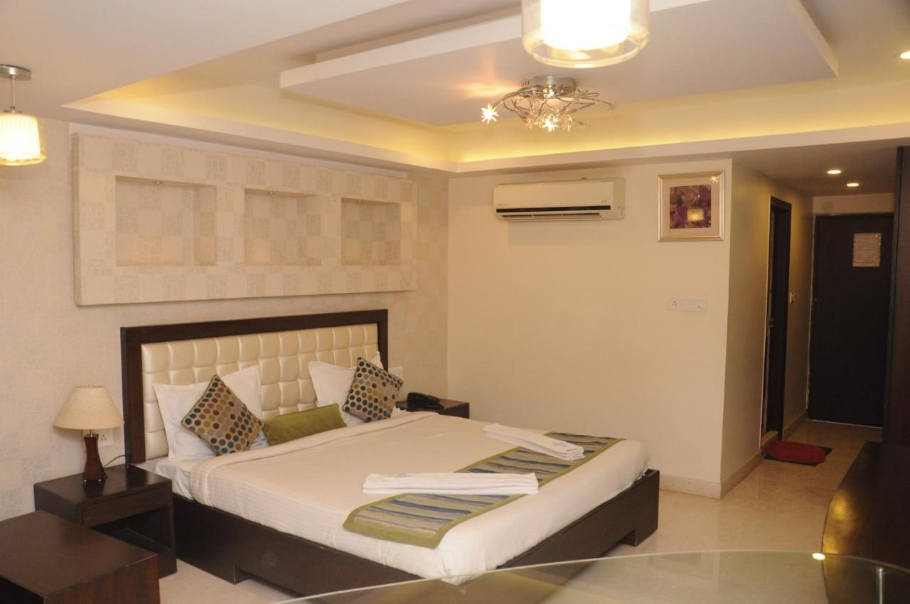 Suvarna Regency Hasszan Kültér fotó