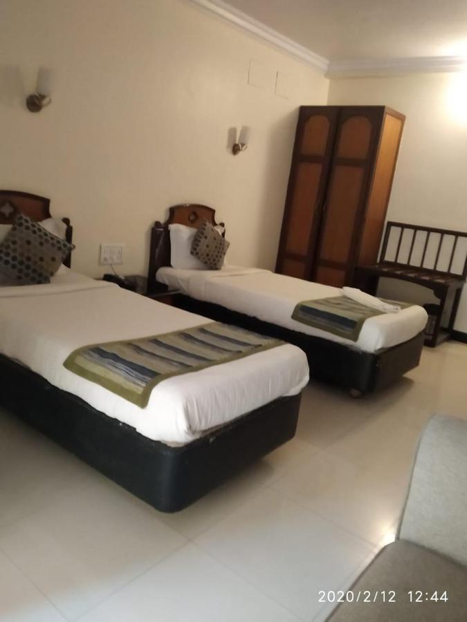 Suvarna Regency Hasszan Kültér fotó