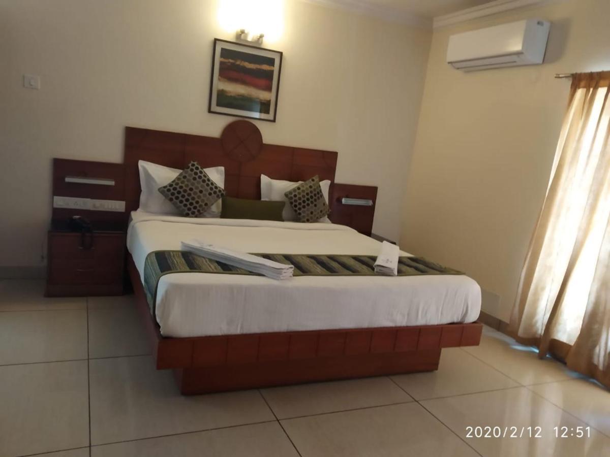 Suvarna Regency Hasszan Kültér fotó