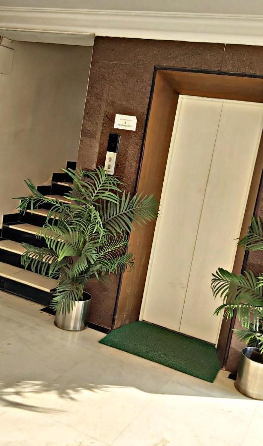 Suvarna Regency Hasszan Kültér fotó